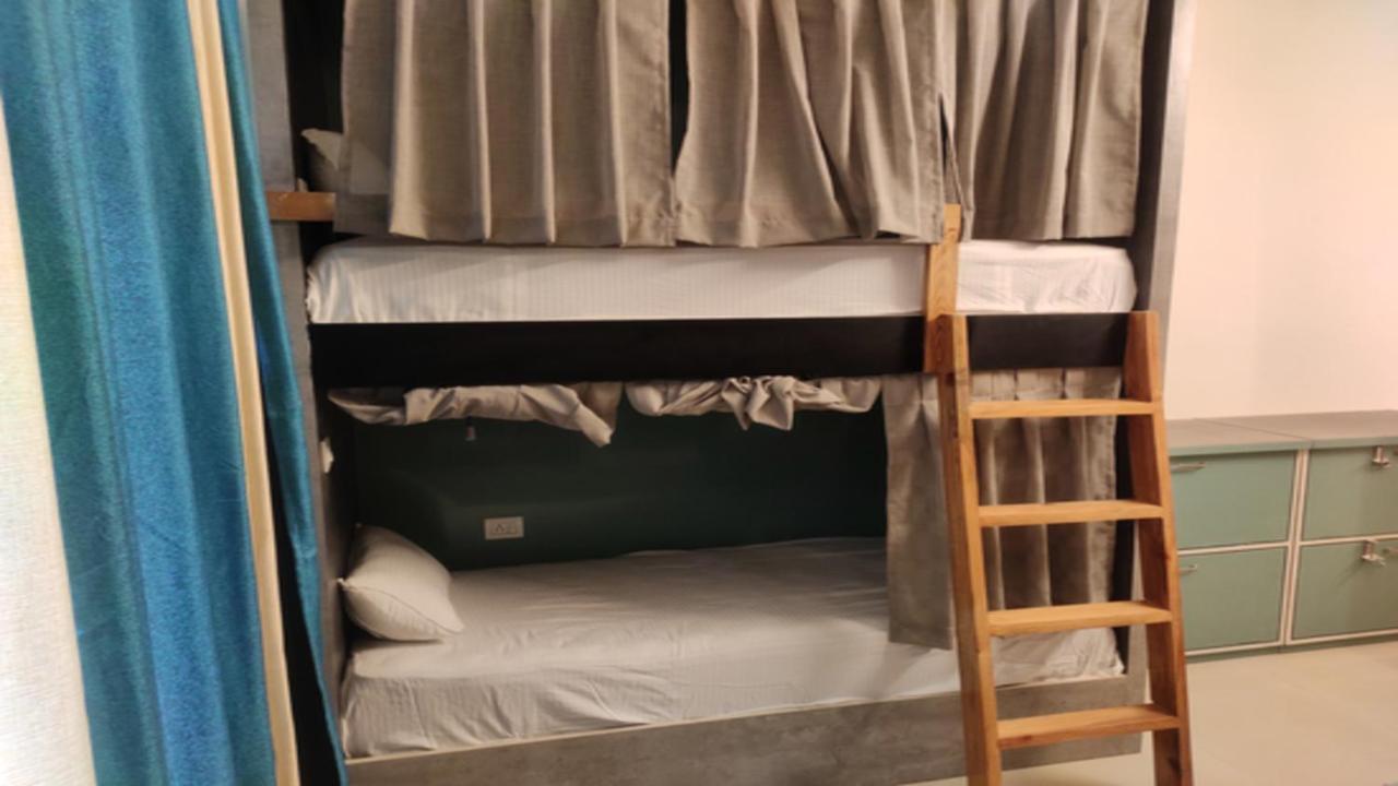 Destination Bir Hostel ภายนอก รูปภาพ